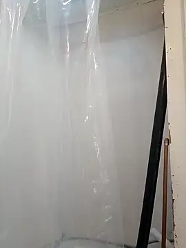 Snapshot of allissonw13 chatting on January 19, 11:43 pm allissonw13 online show from January 19, 11:43 pm