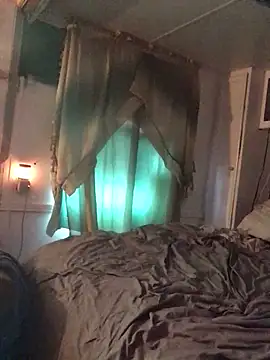 Snapshot of allissonw13 chatting on February 6, 5:09 pm allissonw13 online show from February 6, 5:09 pm