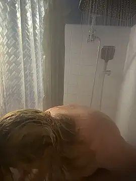 allissonw13 online show from January 19, 3:38 pm