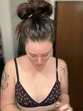 Blaze Baby online show from February 10, 2:10 pm