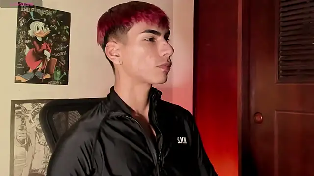 Snapshot of Teo_skinny chatting on November 22, 3:00 pm Teo skinny online show from November 22, 3:00 pm