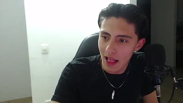 jay dimarco2 online show from September 10, 2:22 am