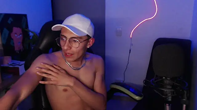 Snapshot of jay_dimarco2 chatting on February 20, 4:31 am jay dimarco2 online show from February 20, 4:31 am