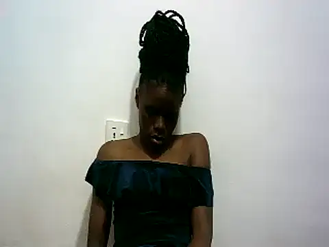 Snapshot of hottgirlval chatting on January 3, 12:22 am hottgirlval online show from January 3, 12:22 am