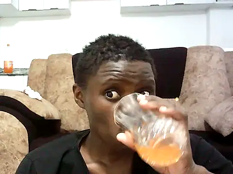 Snapshot of hottgirlval chatting on March 1, 2:15 am hottgirlval online show from March 1, 2:15 am