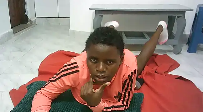 Snapshot of hottgirlval chatting on March 12, 7:59 pm hottgirlval online show from March 12, 7:59 pm