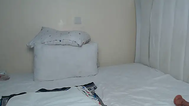 Snapshot of sweet_essin chatting on March 14, 4:18 am sweet essin online show from March 14, 4:18 am