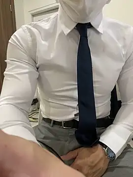 harrylouis1357 online show from March 4, 1:38 pm