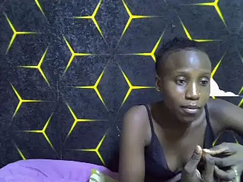 Snapshot of Spicey_diana chatting on March 8, 12:11 am Spicey diana online show from March 8, 12:11 am