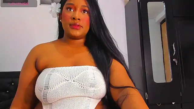 kriixtybrown online show from June 6, 8:13 pm