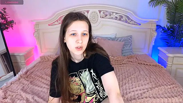 ur kitty   online show from September 29, 12:10 pm