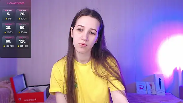 ur kitty   online show from December 19, 10:00 am