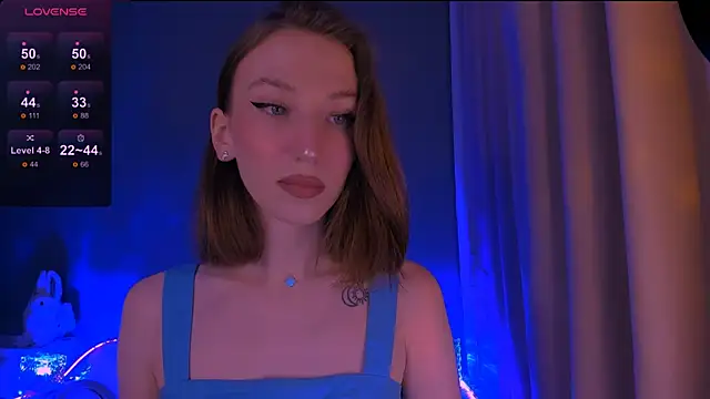 ellaamber online show from November 28, 1:08 am