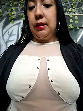 Bella keny online show from December 17, 7:26 pm