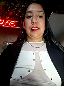 Bella keny online show from December 17, 10:32 pm