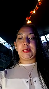 Bella keny online show from January 18, 11:00 pm