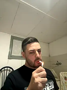 iltoscano95 online show from October 6, 7:44 pm