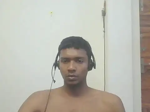 Snapshot of Mishhala chatting on February 2, 5:44 pm Mishhala online show from February 2, 5:44 pm