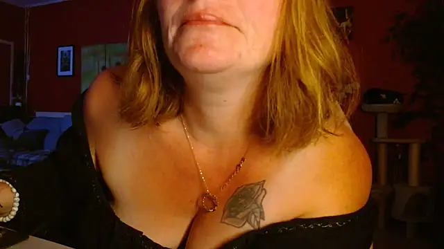 cruellaculdenfer67 online show from June 3, 8:58 pm