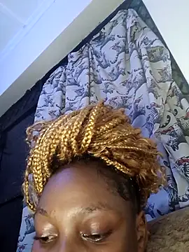 Snapshot of Midnight_Clique_ chatting on November 17, 5:52 pm Midnight Clique online show from November 17, 5:52 pm