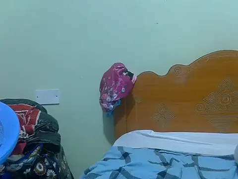 Petite rider online show from October 19, 11:55 am