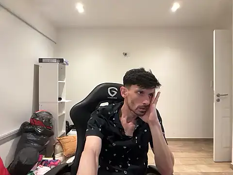 nicolaaaaas online show from November 25, 11:49 pm