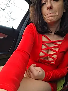 lovewildguy1 online show from December 2, 9:36 am