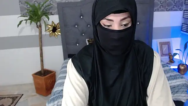 Snapshot of Jalima_sabag chatting on February 14, 1:45 am Jalima sabag online show from February 14, 1:45 am