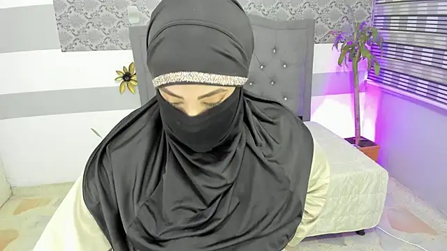 Snapshot of Jalima_sabag chatting on February 17, 6:25 pm Jalima sabag online show from February 17, 6:25 pm