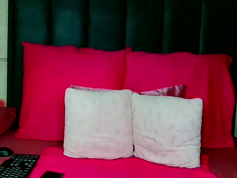 Kiaralane xx online show from November 5, 1:11 pm