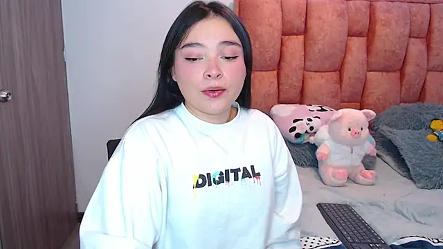 Snapshot of nahia__2 chatting on February 5, 4:44 pm nahia 2 online show from February 5, 4:44 pm