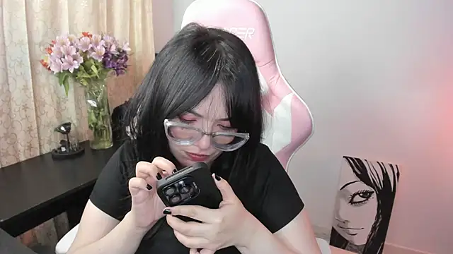 Snapshot of _hikaru_arimura chatting on December 10, 2:38 am  hikaru arimura online show from December 10, 2:38 am