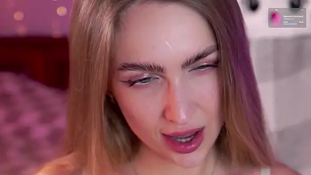 Kamila icee online show from January 16, 8:24 pm