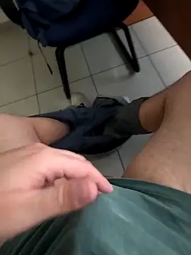 onbifeet online show from March 26, 2:00 pm