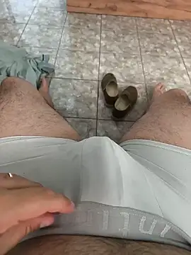 onbifeet online show from June 21, 1:46 pm