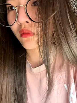 Krixxi22 online show from November 7, 7:03 pm