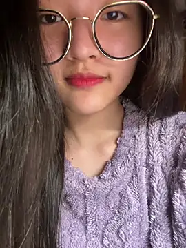 Krixxi22 online show from February 24, 5:33 pm