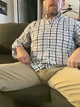 Realybigdill online show from December 18, 6:47 pm