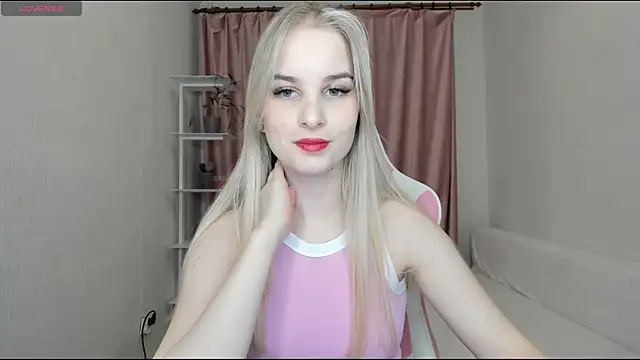 MiraSpaceGirl online show from February 14, 7:33 pm