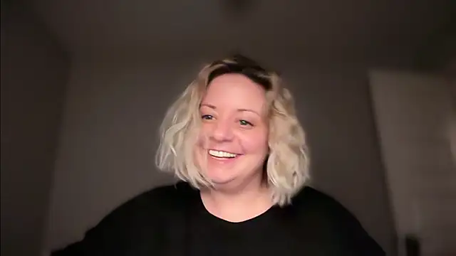 darlingashley online show from December 21, 6:09 am