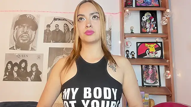 Snapshot of Meowlody chatting on October 11, 10:52 pm Meowlody online show from October 11, 10:52 pm