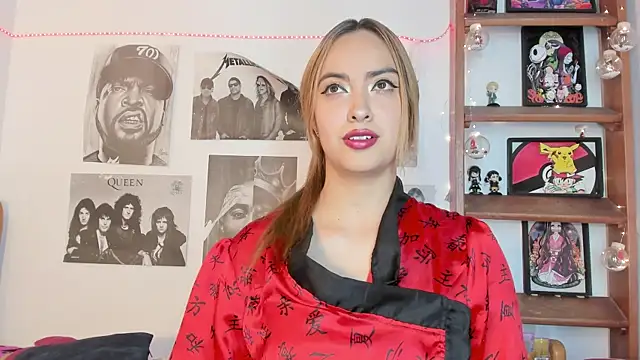 Snapshot of Meowlody chatting on November 1, 9:06 pm Meowlody online show from November 1, 9:06 pm