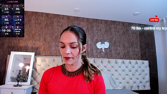 Snapshot of MeganLorensx chatting on June 13, 9:35 pm MeganLorensx online show from June 13, 9:35 pm
