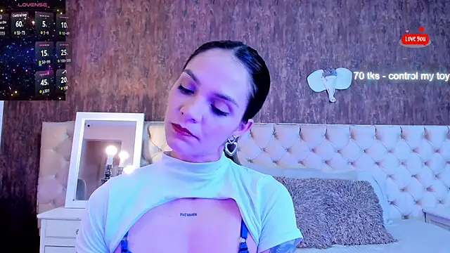 Snapshot of MeganLorensx chatting on July 9, 9:19 pm MeganLorensx online show from July 9, 9:19 pm