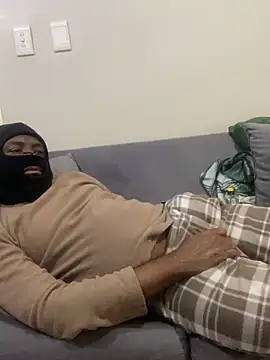 jaytee198610 online show from March 5, 3:30 pm