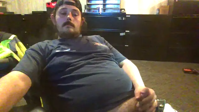 daddysmalldick502 online show from March 31, 6:52 pm