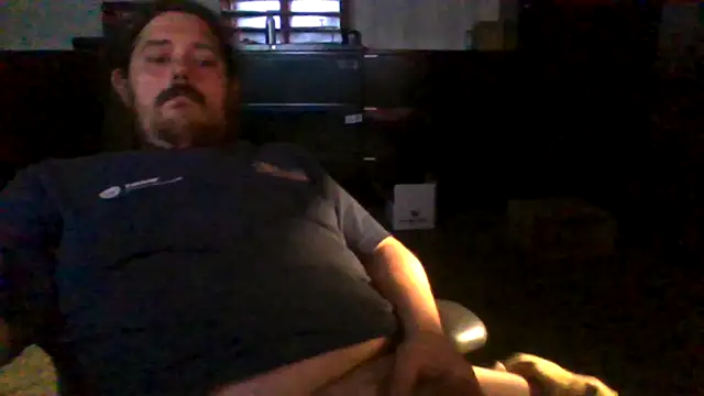 daddysmalldick502 online show from April 20, 8:21 pm