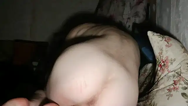 Snapshot of GoodSeksLove chatting on September 27, 8:14 pm GoodSeksLove online show from September 27, 8:14 pm