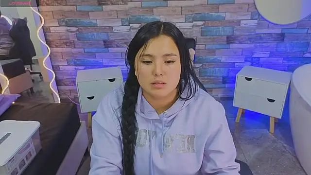 Mellani tay online show from February 23, 3:26 am