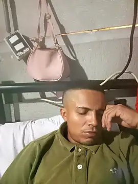 Snapshot of Akonam3000 chatting on November 6, 5:03 pm Akonam3000 online show from November 6, 5:03 pm